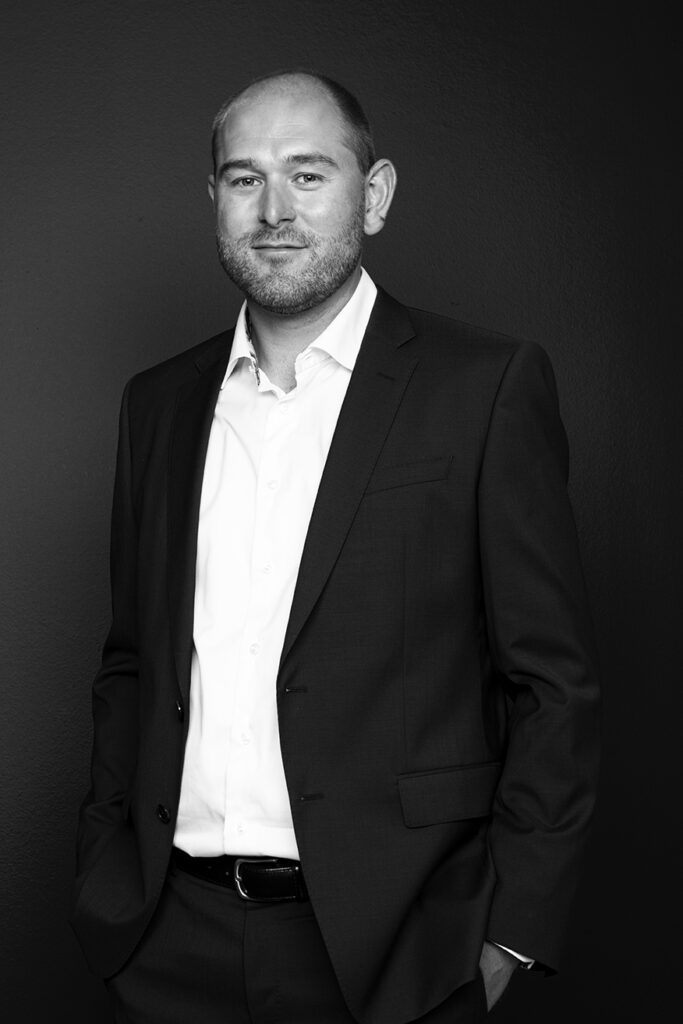 Jens Anker Hansen - CFO - års erfaring